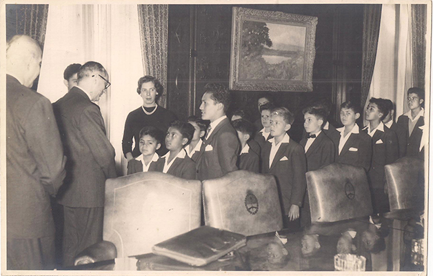 Jose Luis Orozco Mexico City Boys Choir Photo